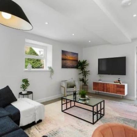 The Donkey Shed With Hot Tub Apartment Ramsgate Exterior photo